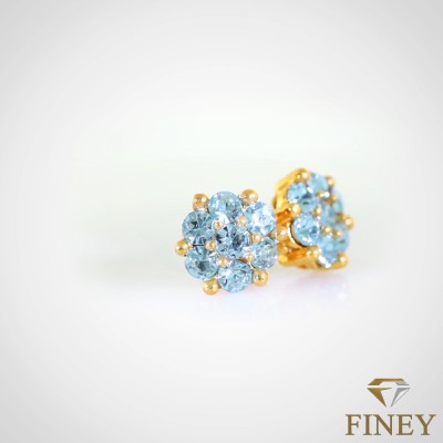 ARETE ENCHAPADO EN ORO FORMA DE FLOR COD:2642